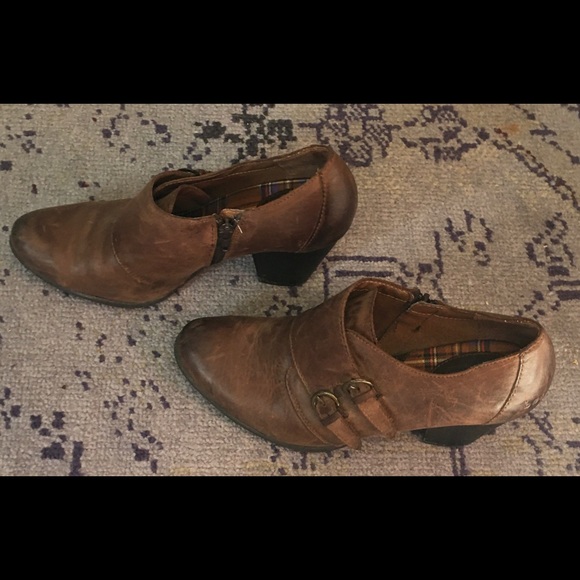 BOC booties- size 10- gorgeous brown. - Picture 3 of 7